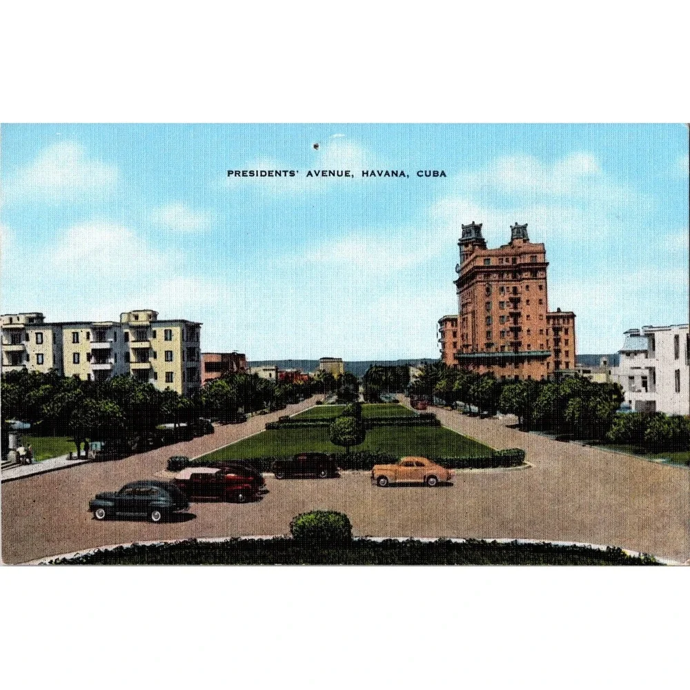 Vintage Linen Postcard Presidents' Avenue Havana Cuba by Roberts & Co‎